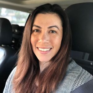 Meet your Posher, Crystal